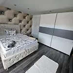 בית אירוח Luxus סזומבאת'לי
